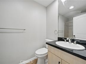 7826 Topanga Canyon Boulevard 218, Canoga Park (los Angeles) CA 91304