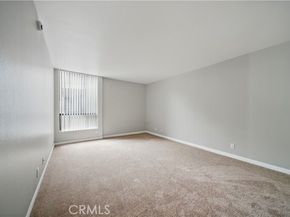 7826 Topanga Canyon Boulevard 218, Canoga Park (los Angeles) CA 91304
