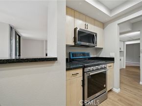 7826 Topanga Canyon Boulevard 218, Canoga Park (los Angeles) CA 91304