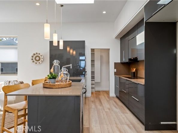 726 W 37th Street, San Pedro (los Angeles) CA 90731