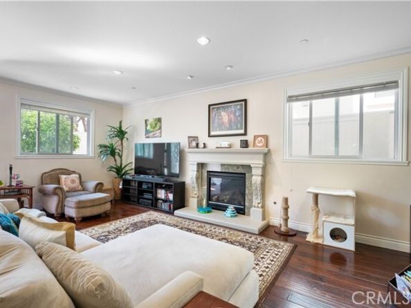 217 S Irena Avenue B, Redondo Beach CA 90277