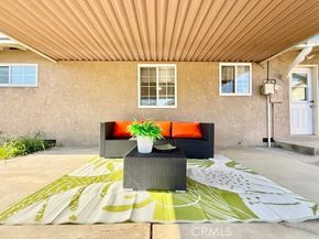 11622 Massinger Street, Lakewood CA 90715