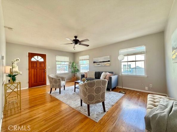 11622 Massinger Street, Lakewood CA 90715
