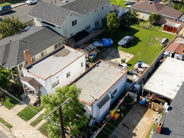 1607 N Neptune, Wilmington (los Angeles) CA 90744