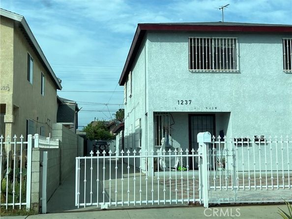 1237 E 28th, Los Angeles CA 90011