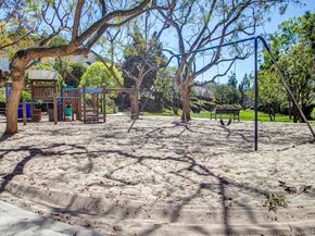 5091 Ruette De Mer, San Diego CA 92130