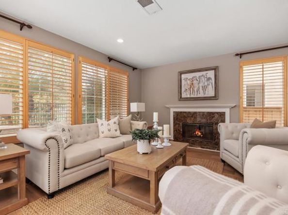 5091 Ruette De Mer, San Diego CA 92130