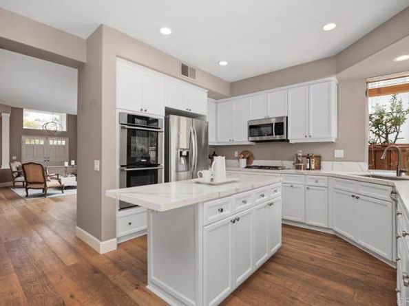 5091 Ruette De Mer, San Diego CA 92130