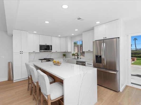 1916 Rosewood Street, Vista CA 92081