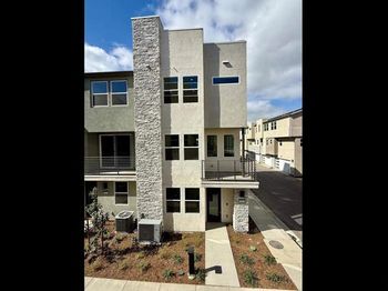 13897 Onyx Way