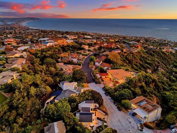 6105 Avenida Chamnez, La Jolla (san Diego) CA 92037