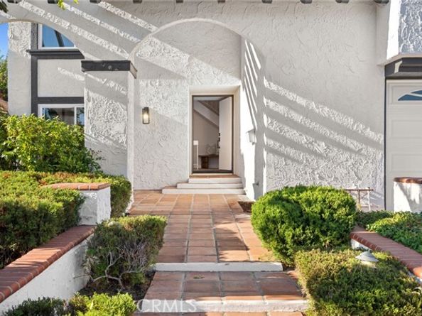 8715 Rogue River Avenue, Fountain Valley CA 92708