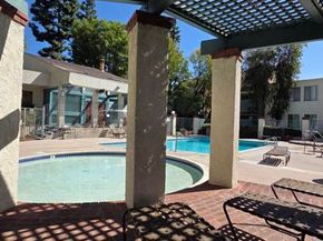 5700 Etiwanda Avenue 123, Tarzana (los Angeles) CA 91356