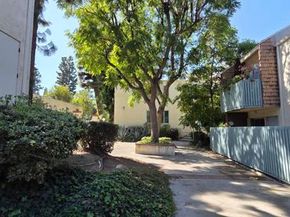 5700 Etiwanda Avenue 123, Tarzana (los Angeles) CA 91356