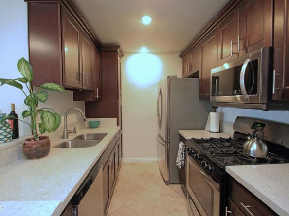 5700 Etiwanda Avenue 123, Tarzana (los Angeles) CA 91356