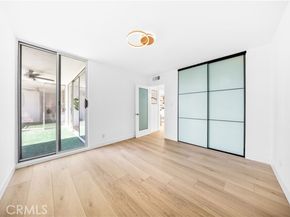 1550 N Laurel Avenue 203, Los Angeles CA 90046