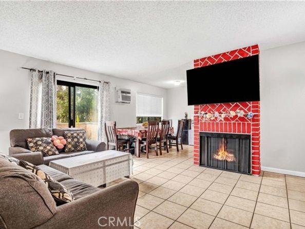 9054 Willis Avenue 21, Panorama City (los Angeles) CA 91402