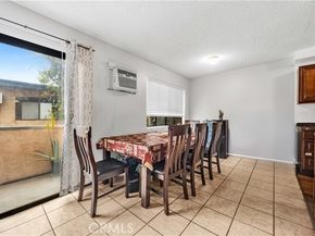 9054 Willis Avenue 21, Panorama City (los Angeles) CA 91402
