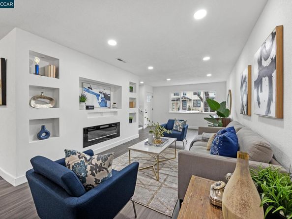 917 60th St, Oakland CA 94608