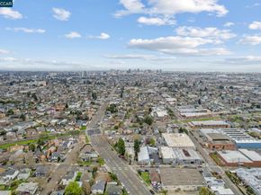 917 60th St, Oakland CA 94608