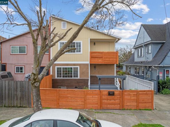 917 60th St, Oakland CA 94608