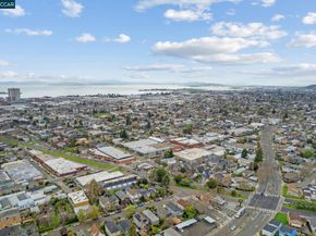 917 60th St, Oakland CA 94608