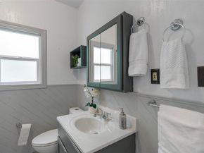 1034 E 21St St, Oakland CA 94606