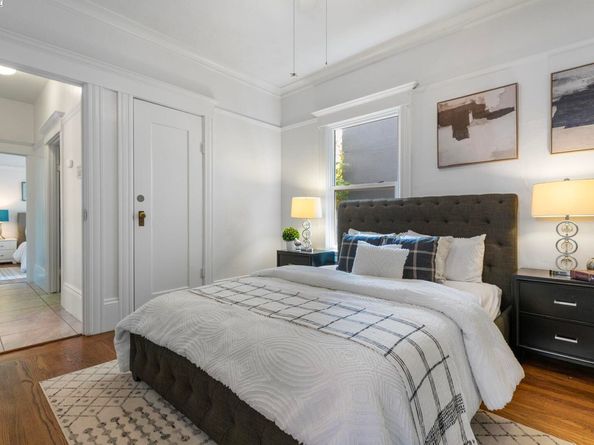 1034 E 21St St, Oakland CA 94606