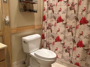 55 Turtle Creek St, Oakland CA 94605