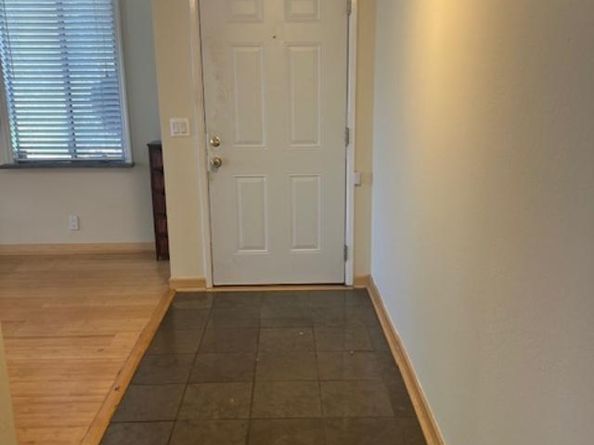 55 Turtle Creek St, Oakland CA 94605