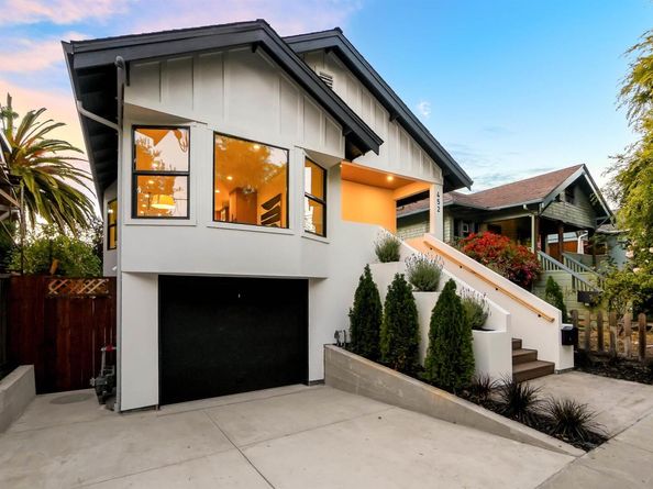 452 59th St, Oakland CA 94609
