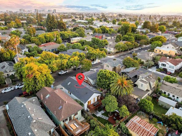 452 59th St, Oakland CA 94609