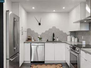 1200 65Th St 230, Emeryville CA 94608