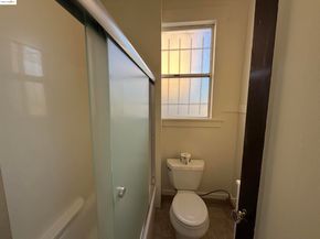 3999 Clarke, Oakland CA 94609