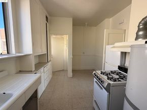 3999 Clarke, Oakland CA 94609