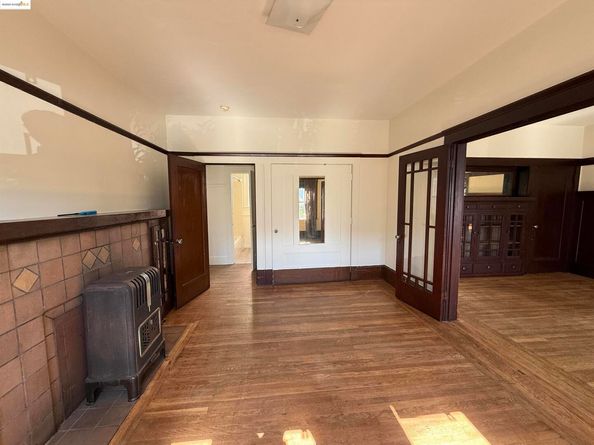 3999 Clarke, Oakland CA 94609