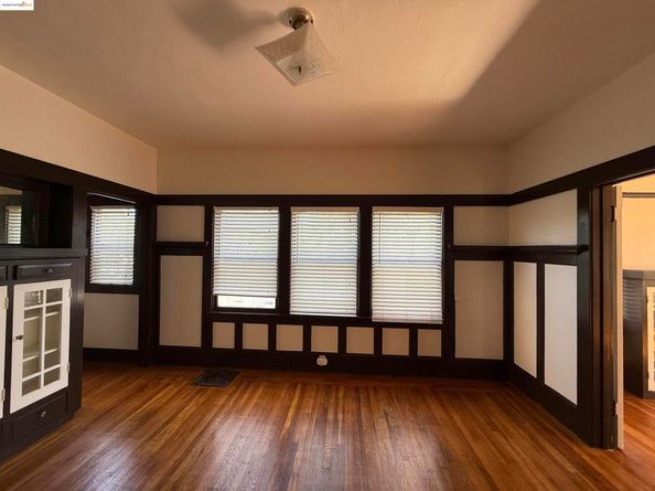 3999 Clarke, Oakland CA 94609