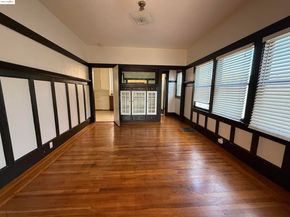 3999 Clarke, Oakland CA 94609