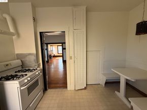 3999 Clarke, Oakland CA 94609