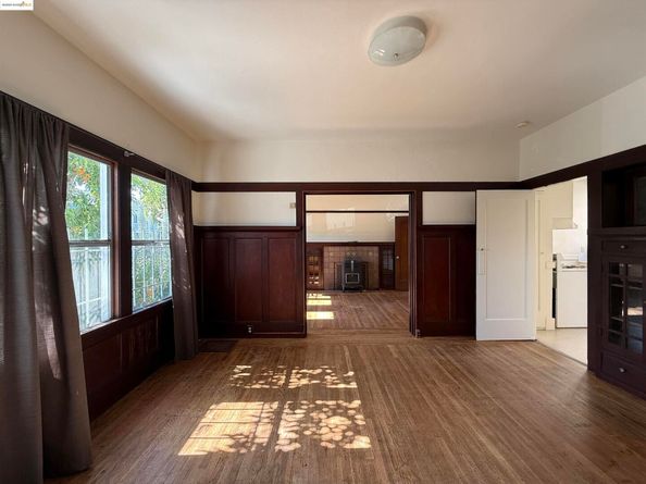 3999 Clarke, Oakland CA 94609
