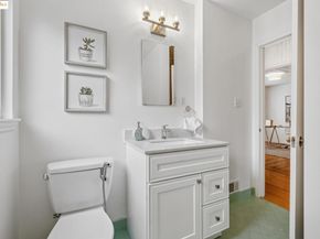 6951 Chambers Dr, Oakland CA 94611