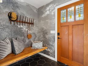 6951 Chambers Dr, Oakland CA 94611