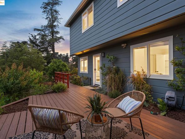 6951 Chambers Dr, Oakland CA 94611