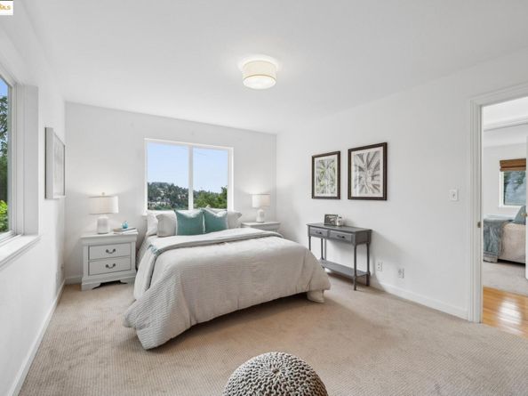 6951 Chambers Dr, Oakland CA 94611