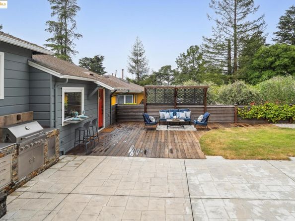 6951 Chambers Dr, Oakland CA 94611