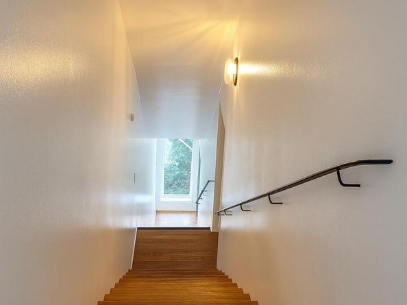 3660 Oak Knoll Blvd, Oakland CA 94605