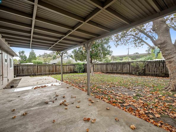 3898 MacMurtry Ct, Martinez CA 94553