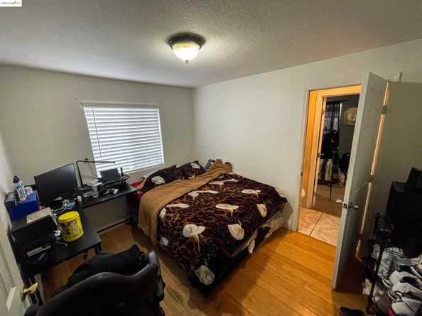 27777 E 12Th St, Hayward CA 94544