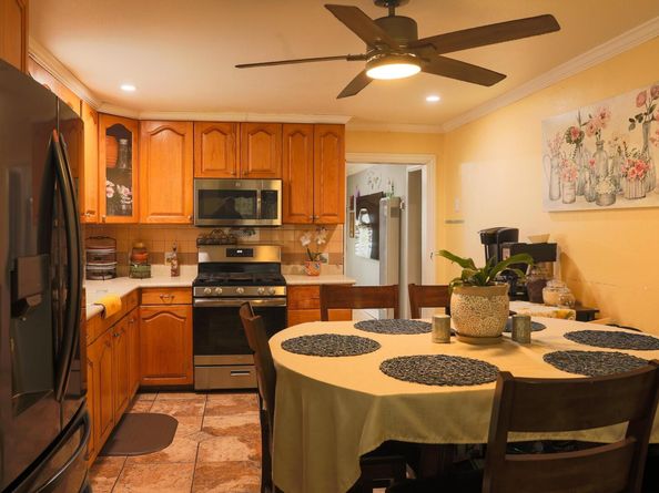 27777 E 12Th St, Hayward CA 94544