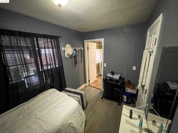 27777 E 12Th St, Hayward CA 94544